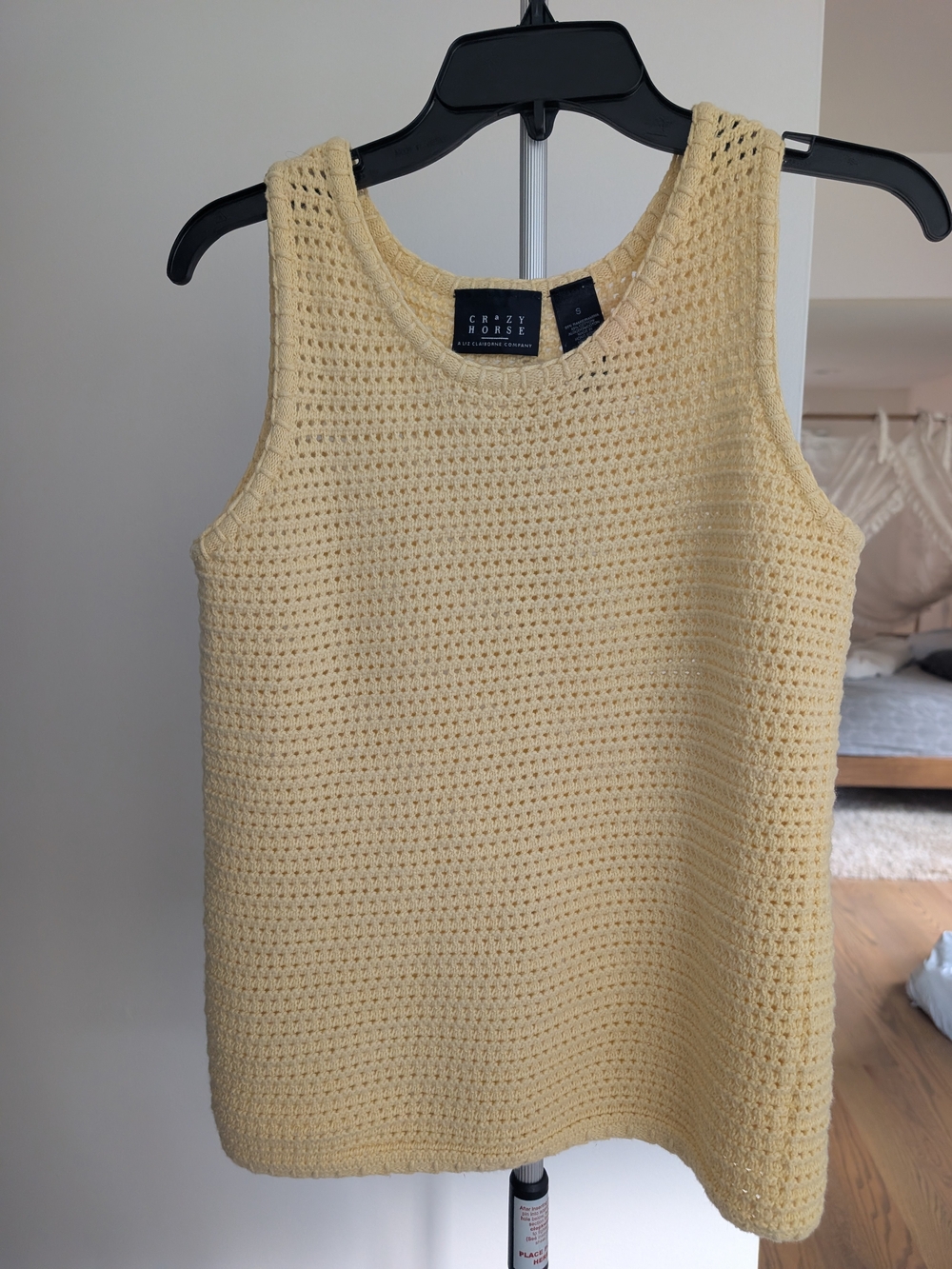 Liz Claiborne Women's Yellow Knit Sweater
